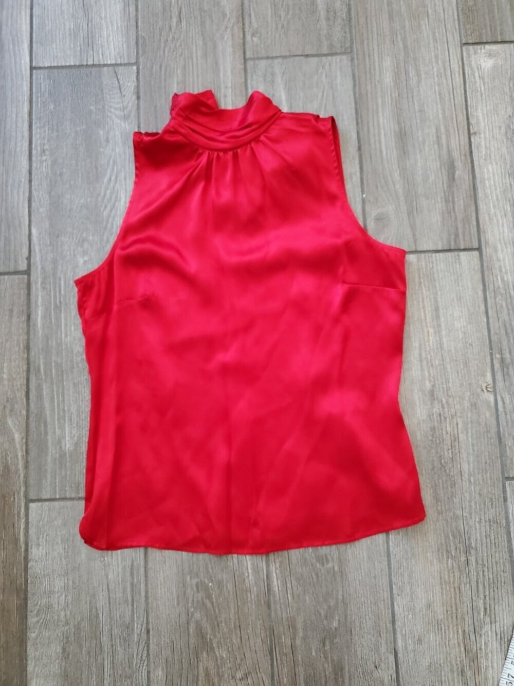 Sunny Leigh High Neck 100% Silk Sleeveless Red Blouse In Sz S